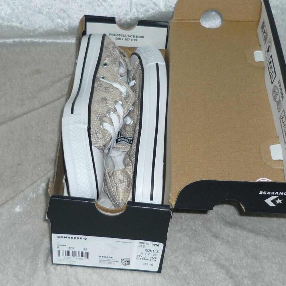 Converse Women's Shoreline Sneaker size 8.5 NEW - Picture 5 of 5